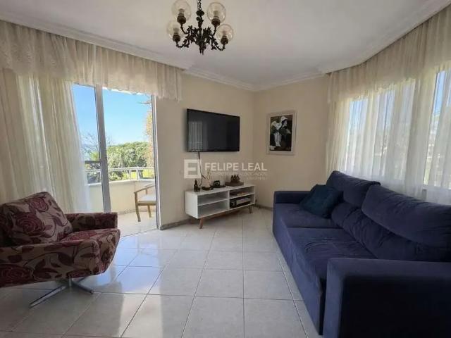Casa / Sobrado para Venda em São José/SC Ponta de Baixo 3 Quartos