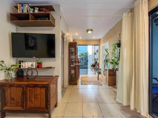 Casa / Sobrado para Venda em São José/SC Ponta de Baixo 3 Quartos