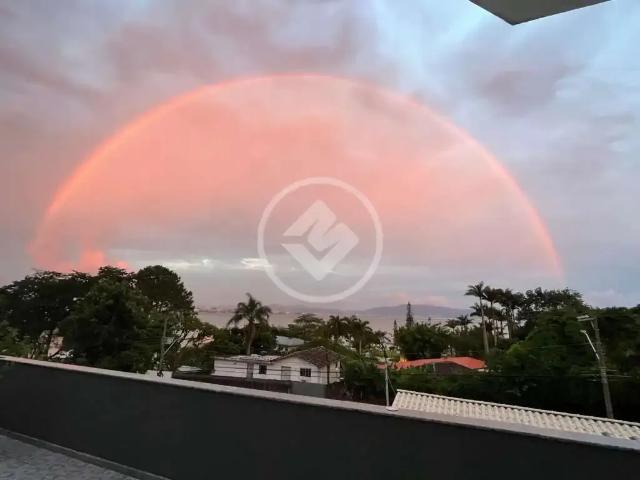Casa / Sobrado para Venda em São José/SC Ponta de Baixo 3 Quartos