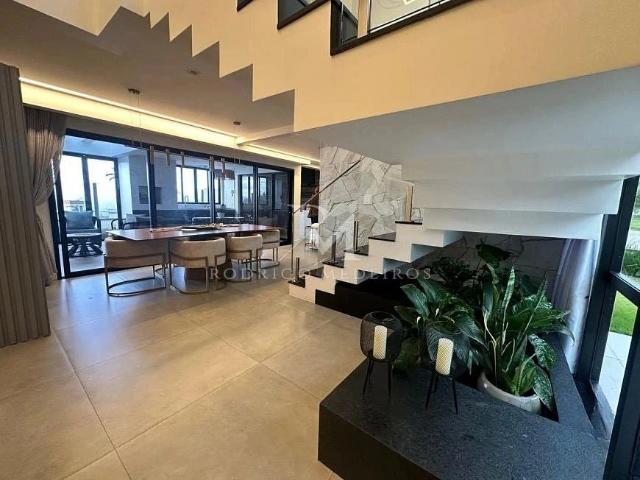 Casa / Sobrado para Venda em São José/SC Ponta de Baixo 3 Quartos