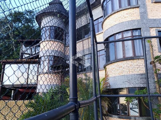 Casa / Sobrado para Venda em São José/SC Ponta de Baixo 4 Quartos