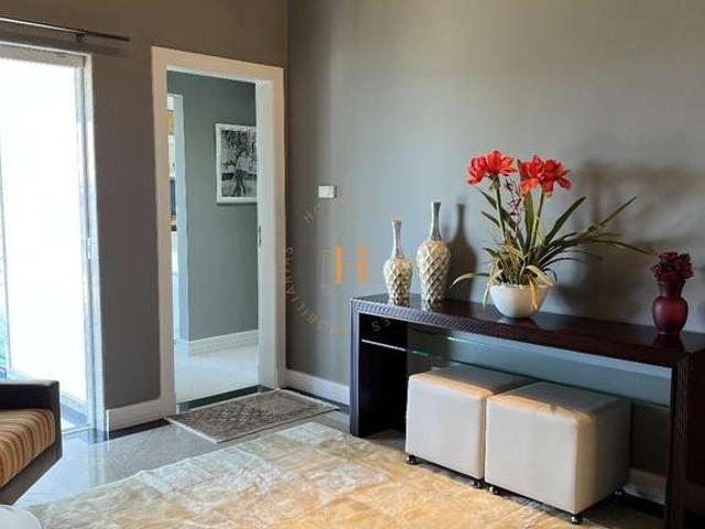 Casa / Sobrado para Venda em São José/SC Ponta de Baixo 4 Quartos
