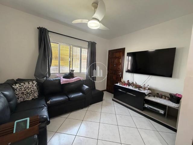 Casa / Sobrado para Venda em São José/SC Ponta de Baixo 5 Quartos