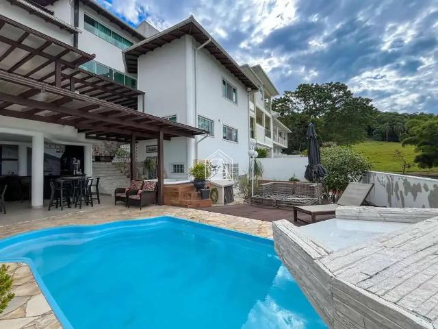 Casa / Sobrado para Venda em São José/SC Ponta de Baixo 6 Quartos