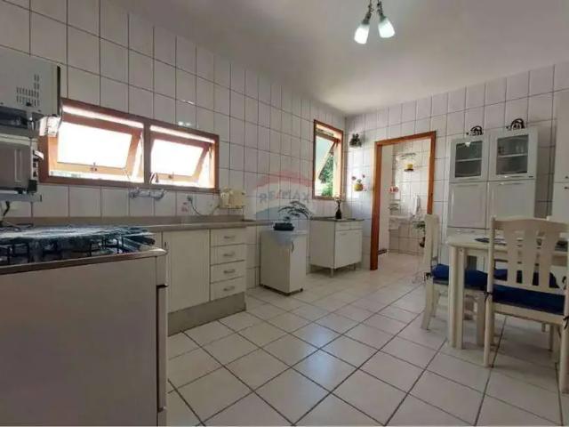 Casa / Sobrado para Venda em São José/SC Ponta de Baixo 6 Quartos