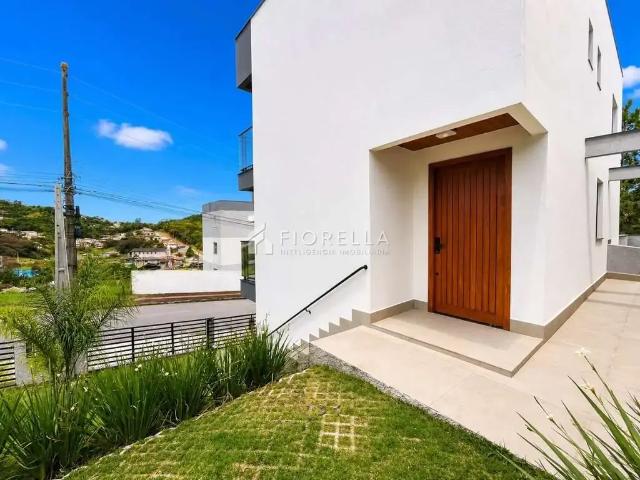 Casa / Sobrado para Venda em São José/SC Potecas 3 Quartos