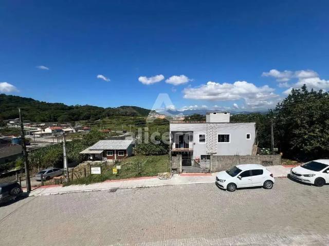 Casa / Sobrado para Venda em São José/SC Potecas 3 Quartos