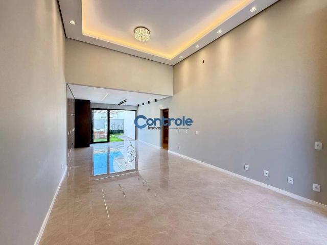 Casa / Sobrado para Venda em São José/SC Potecas 3 Quartos