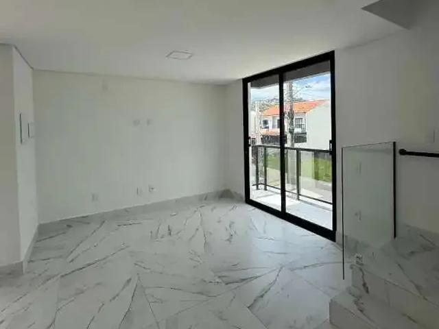 Casa / Sobrado para Venda em São José/SC Potecas 3 Quartos