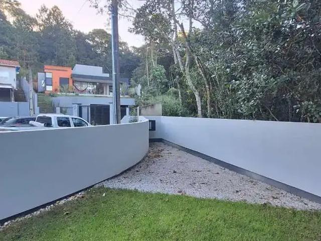 Casa / Sobrado para Venda em São José/SC Potecas 3 Quartos