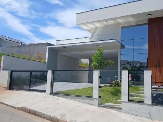 Casa / Sobrado para Venda em São José/SC Potecas 3 Quartos