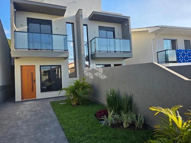 Casa / Sobrado para Venda em São José/SC Potecas 3 Quartos