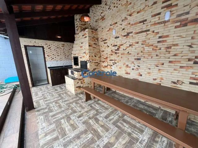 Casa / Sobrado para Venda em São José/SC Potecas 3 Quartos