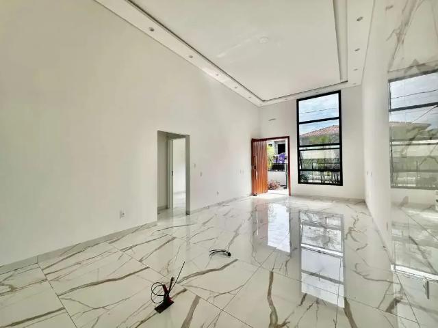 Casa / Sobrado para Venda em São José/SC Potecas 3 Quartos