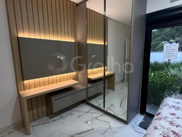 Casa / Sobrado para Venda em São José/SC Potecas 3 Quartos