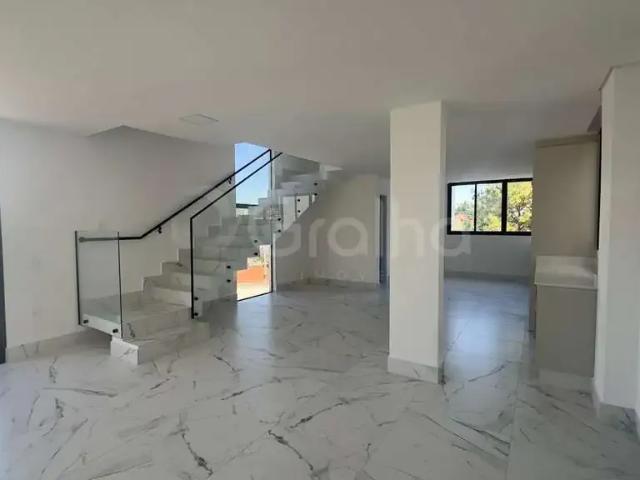 Casa / Sobrado para Venda em São José/SC Potecas 3 Quartos