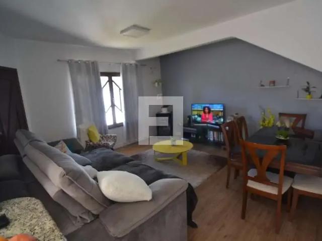 Casa / Sobrado para Venda em São José/SC Potecas 3 Quartos