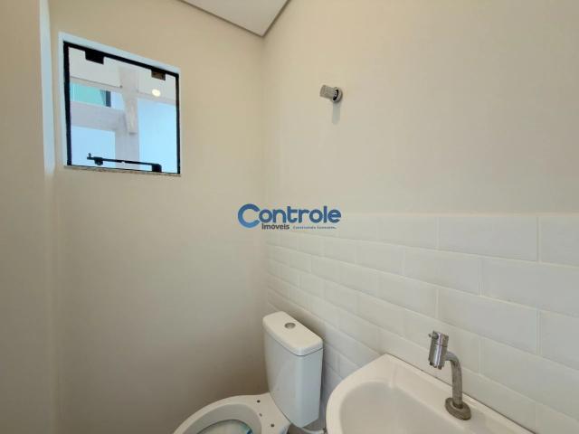 Casa / Sobrado para Venda em São José/SC Potecas 3 Quartos