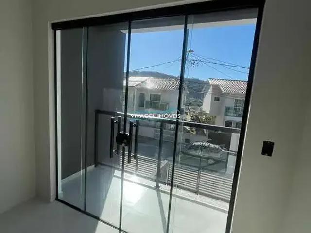 Casa / Sobrado para Venda em São José/SC Potecas 3 Quartos