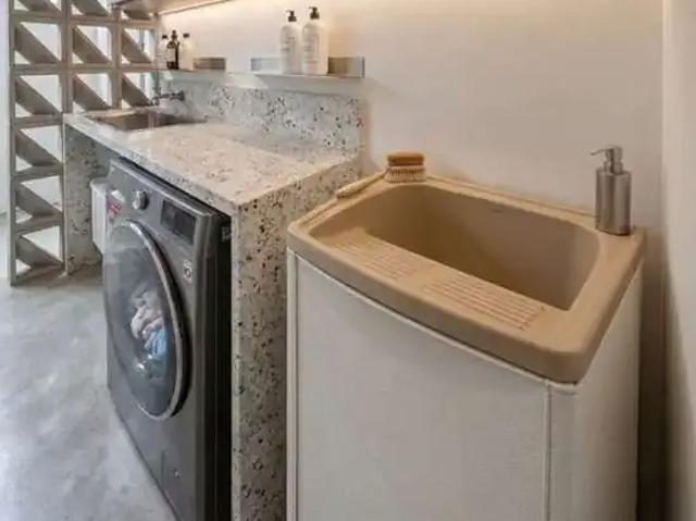 Casa / Sobrado para Venda em São José/SC Potecas 3 Quartos