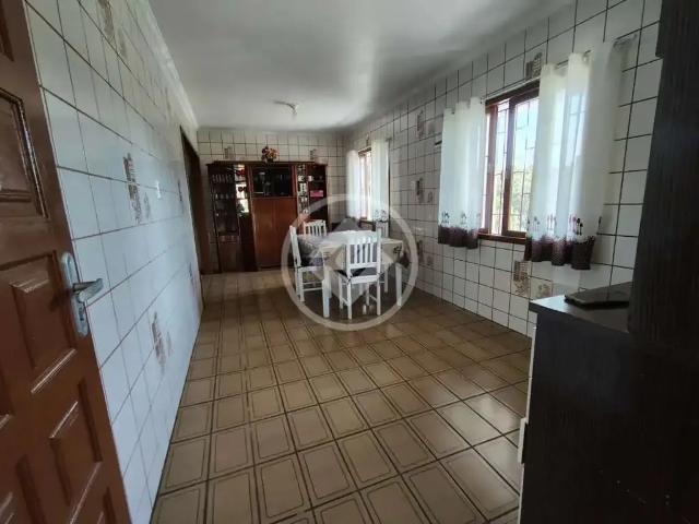 Casa / Sobrado para Venda em São José/SC Potecas 3 Quartos