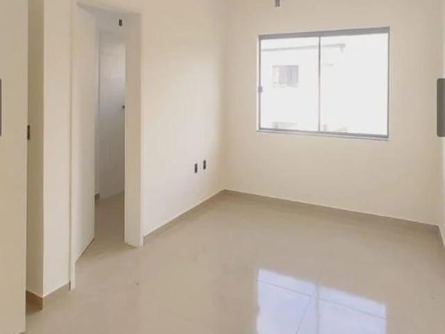 Casa / Sobrado para Venda em São José/SC Potecas 2 Quartos