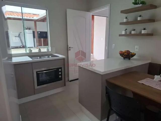 Casa / Sobrado para Venda em São José/SC Potecas 2 Quartos