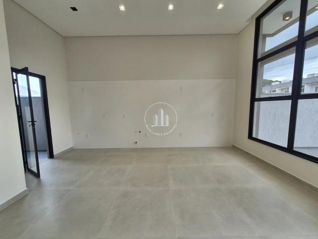 Casa / Sobrado para Venda em São José/SC Potecas 2 Quartos