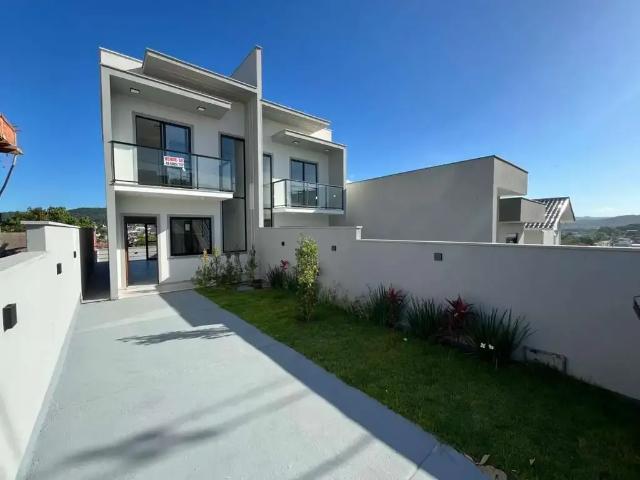 Casa / Sobrado para Venda em São José/SC Potecas 2 Quartos