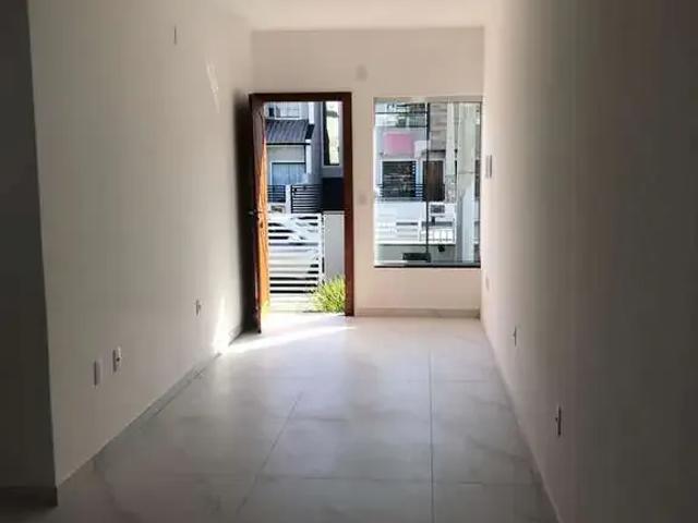 Casa / Sobrado para Venda em São José/SC Potecas 2 Quartos