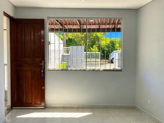 Casa / Sobrado para Venda em São José/SC Potecas 2 Quartos