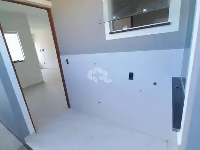 Casa / Sobrado para Venda em São José/SC Potecas 2 Quartos