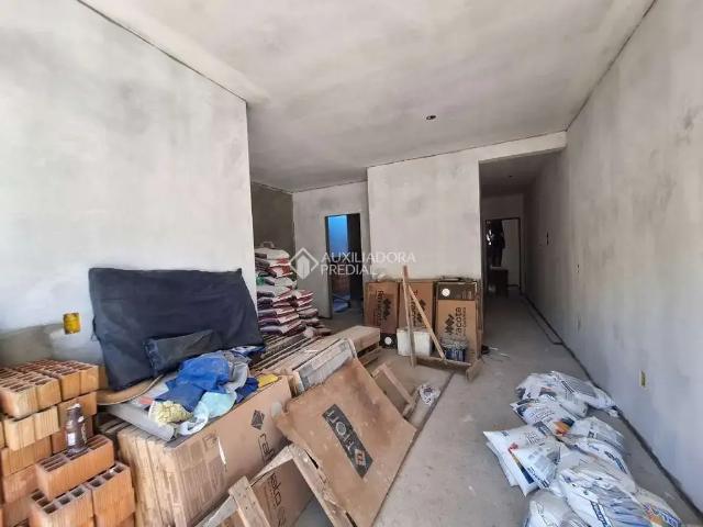 Casa / Sobrado para Venda em São José/SC Potecas 2 Quartos