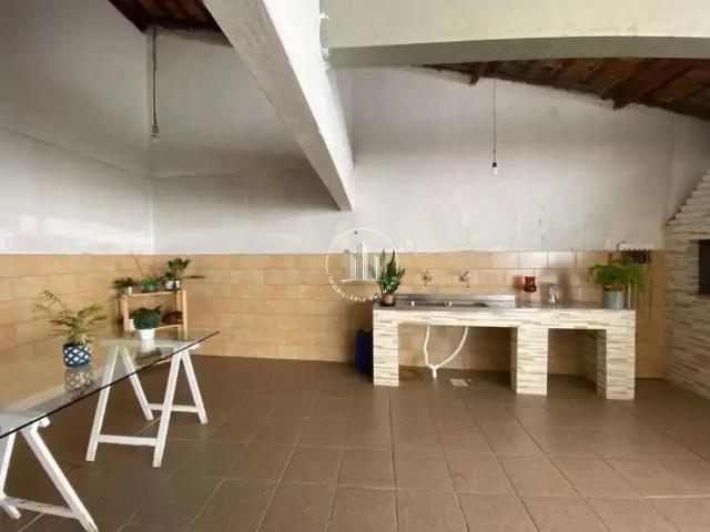 Casa / Sobrado para Venda em São José/SC Praia Comprida 3 Quartos