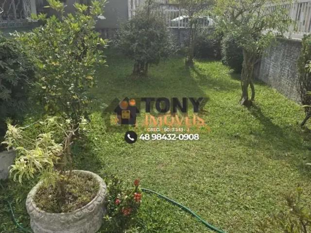 Casa / Sobrado para Venda em São José/SC Praia Comprida 3 Quartos