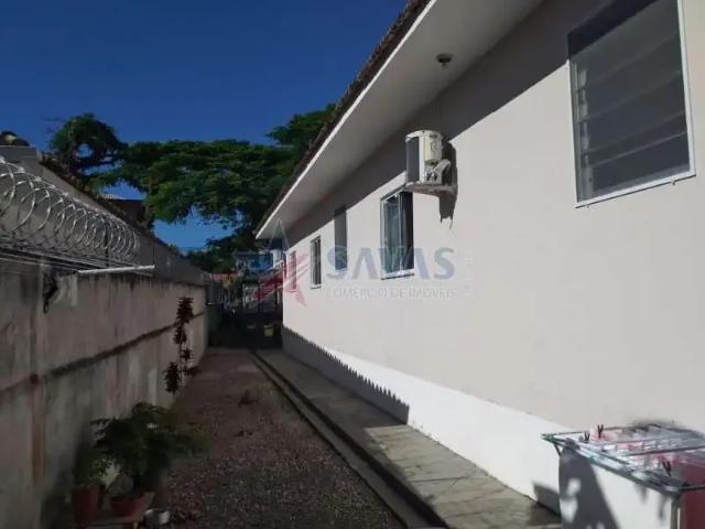 Casa / Sobrado para Venda em São José/SC Praia Comprida 3 Quartos