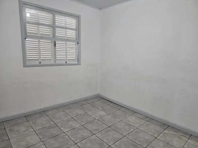 Casa / Sobrado para Venda em São José/SC Praia Comprida 3 Quartos