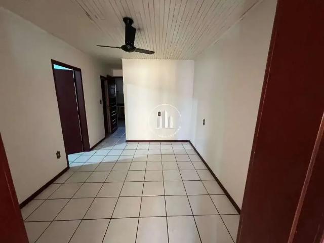 Casa / Sobrado para Venda em São José/SC Praia Comprida 3 Quartos