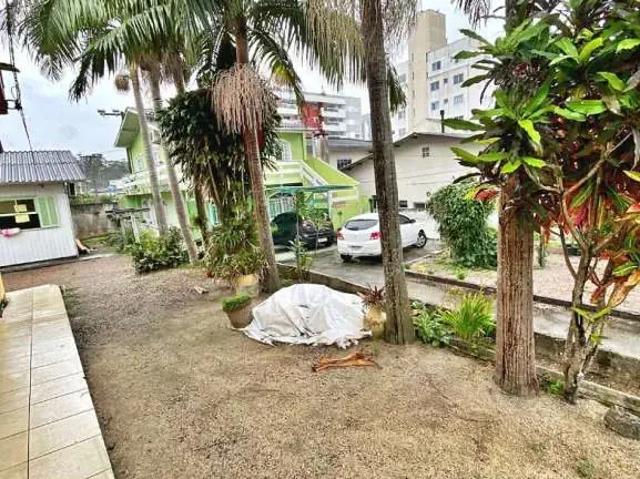 Casa / Sobrado para Venda em São José/SC Praia Comprida 5 Quartos
