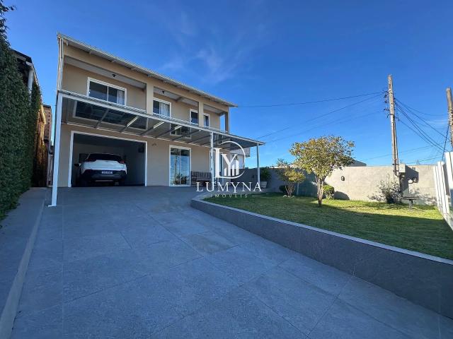 Casa / Sobrado para Venda em São José/SC Roçado 4 Quartos