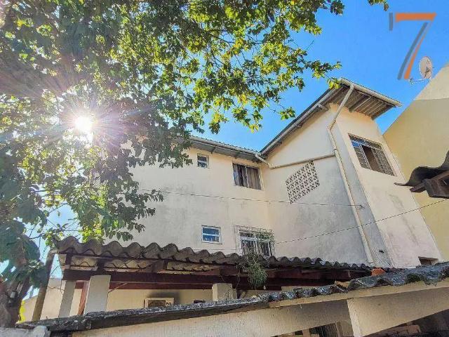 Casa / Sobrado para Venda em São José/SC Roçado 7 Quartos