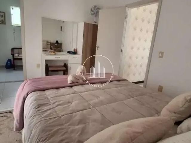 Casa / Sobrado para Venda em São José/SC Roçado 3 Quartos