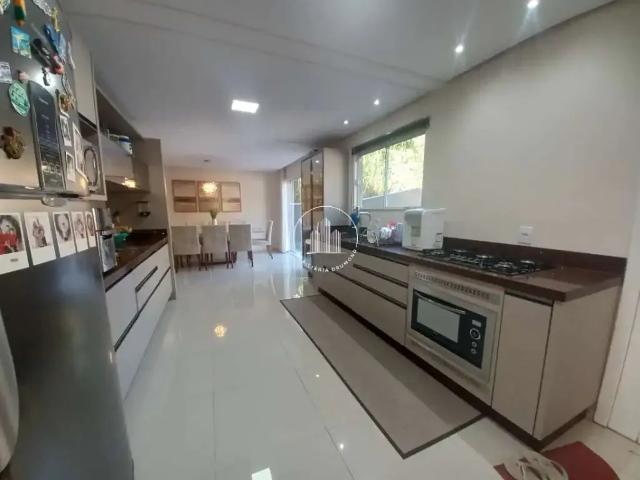 Casa / Sobrado para Venda em São José/SC Roçado 3 Quartos