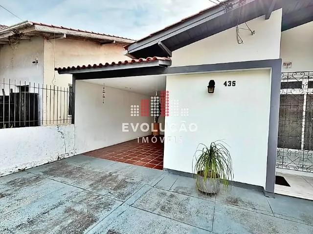 Casa / Sobrado para Venda em São José/SC Roçado 3 Quartos