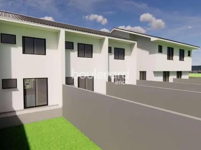 Casa / Sobrado para Venda em São José/SC Serraria 2 Quartos
