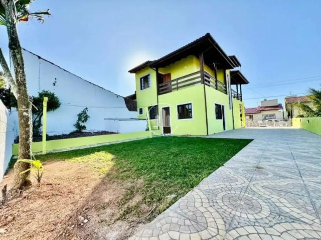 Casa / Sobrado para Venda em São José/SC Serraria 3 Quartos