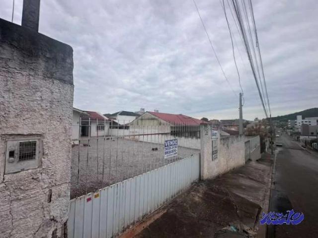 Casa / Sobrado para Venda em São José/SC Serraria 3 Quartos