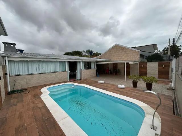 Casa / Sobrado para Venda em São José/SC Serraria 3 Quartos
