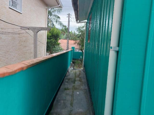 Casa / Sobrado para Venda em São José/SC Serraria 3 Quartos
