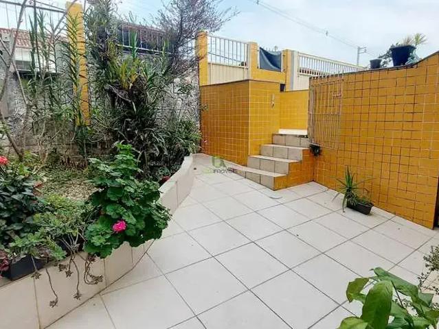 Casa / Sobrado para Venda em São José/SC Serraria 5 Quartos